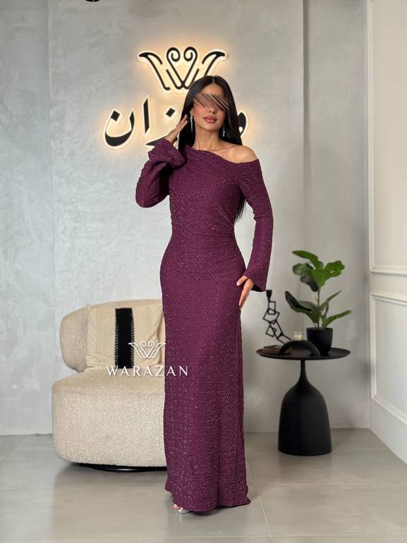فستان ناعم مجسم بكسرات عند الخصر