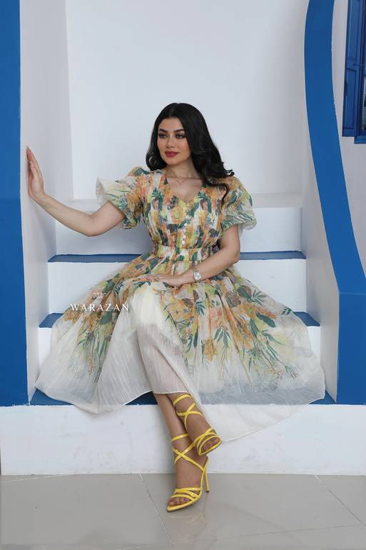 فستان ميد بتشجيرة أنيقة 