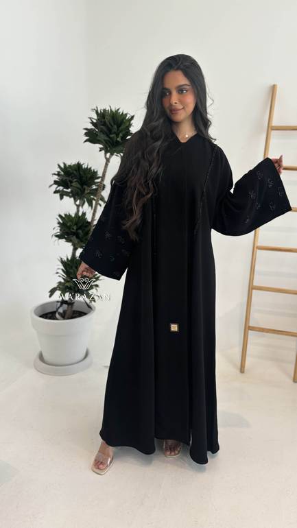 عباية للمناسبات بتطريز شك 