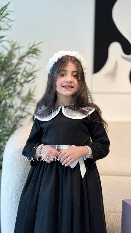 فستان ناعم بقصة من كتف