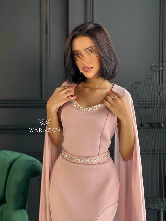 فستان سهرة ناعم بستايل أكمام طويلة
