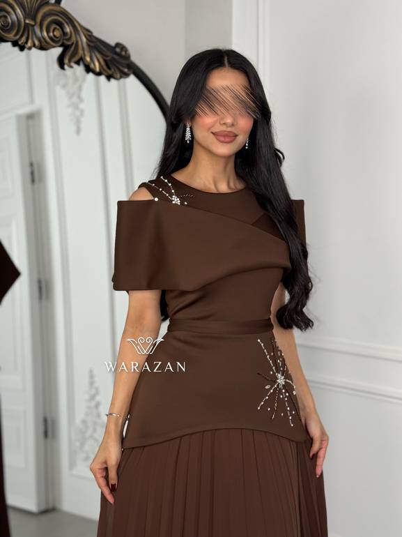 فستان سهرة أوف شولدر بتصميم بليسيه