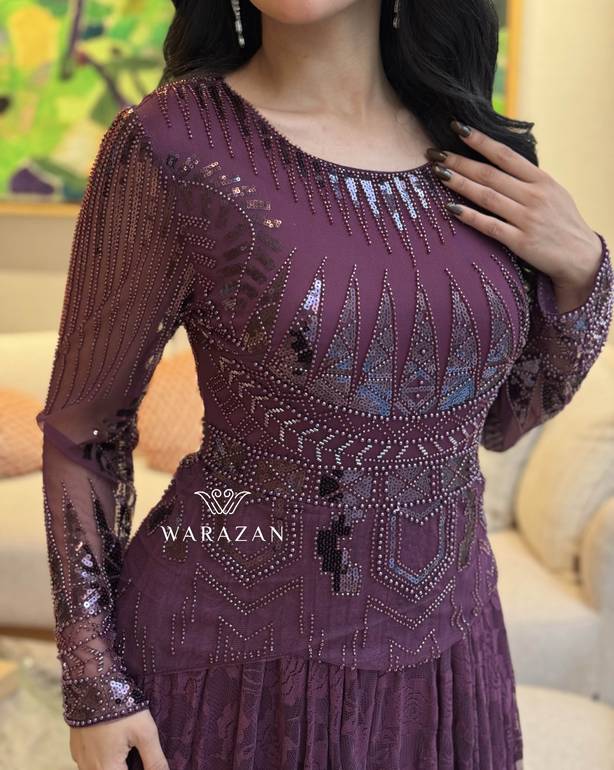 فساتين سهرة ملكي دانتيل وترتر فخم 