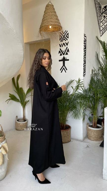 عباية رسمية للدوامات والجامعات