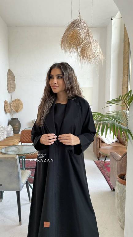 عباية رسمية لطالبات الجامعات والدوامات