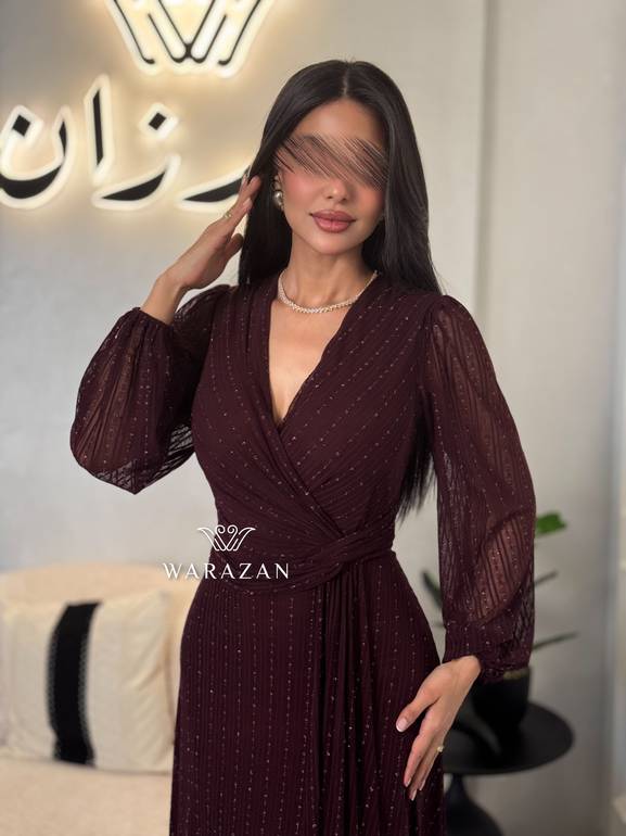 فستان ناعم أنيق لامع بأكمام شفافة