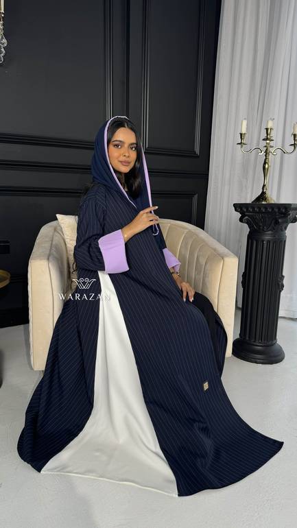 عباية مقلم كحلي بتخيلة لون من الكم 