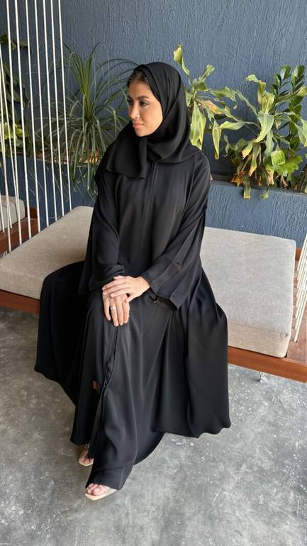عباية رسمية سوداء بقماش نيو كريب