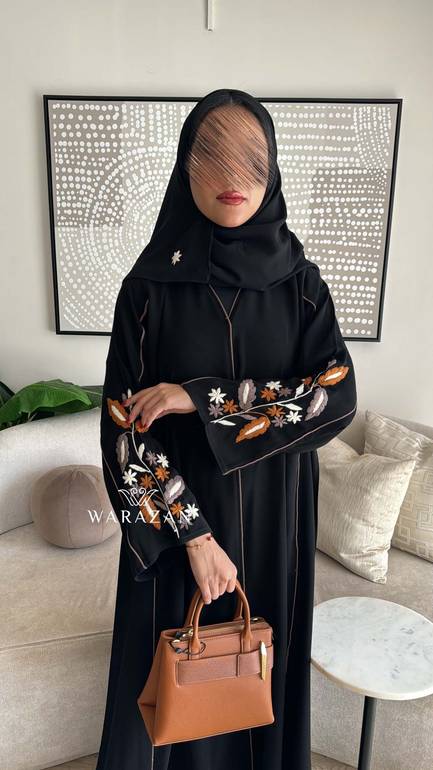 عباية لايام العيد بتطريز يدوي 