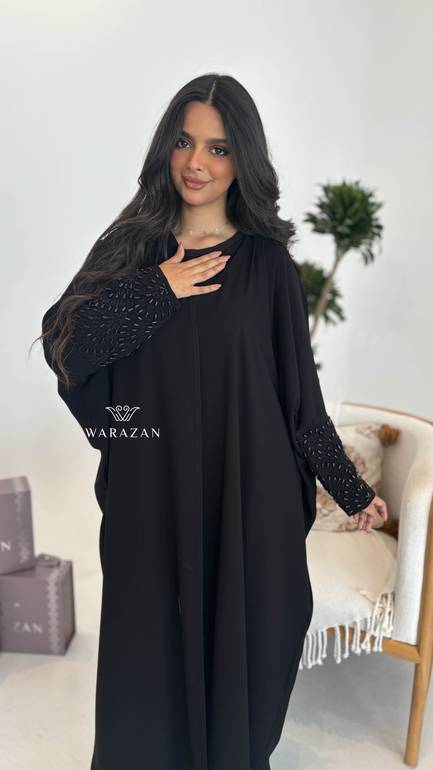عباية بستايل انيق و تطريز شك من الكم 