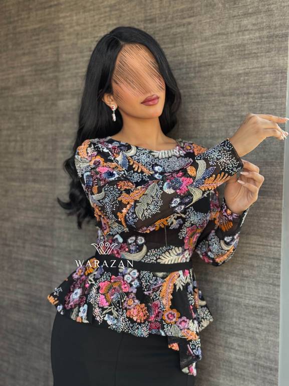 فستان سهرة راقي بأكمام طويلة للمناسبات 