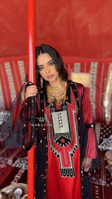 جلابية عسيري قطعتين تطريز كمبيوتر مع فصوص