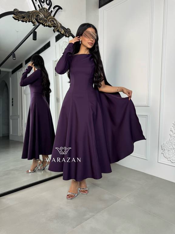فستان سهرة ناعم  بكيب انسيابي يغطي الأكتاف