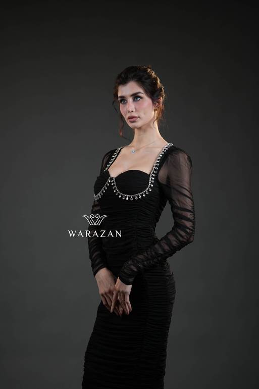 فستان سهرة ناعم قصير ماسك
