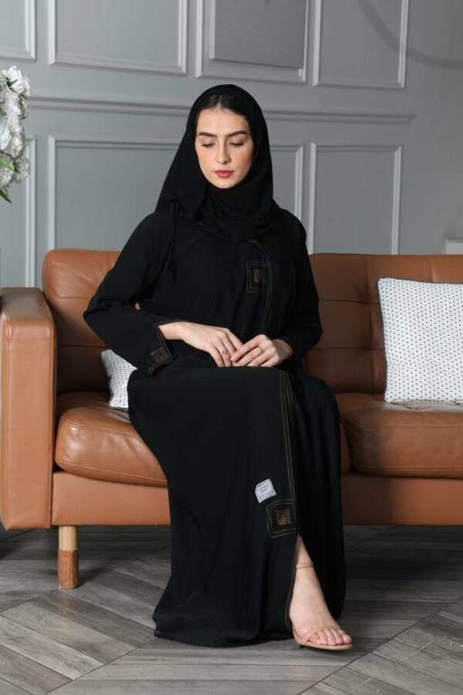 عباية كريب أنيقة