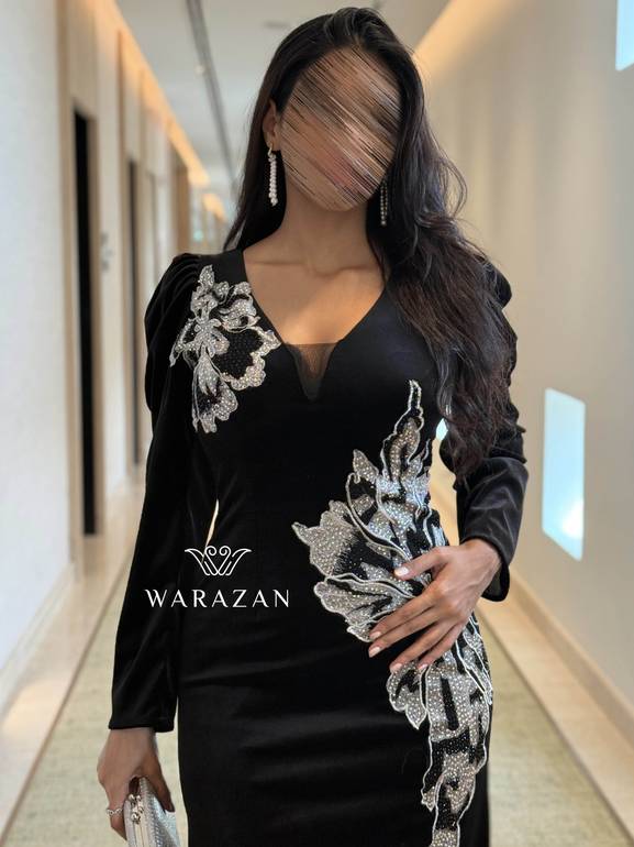 فستان سهره مخمل باكمام طويلة 