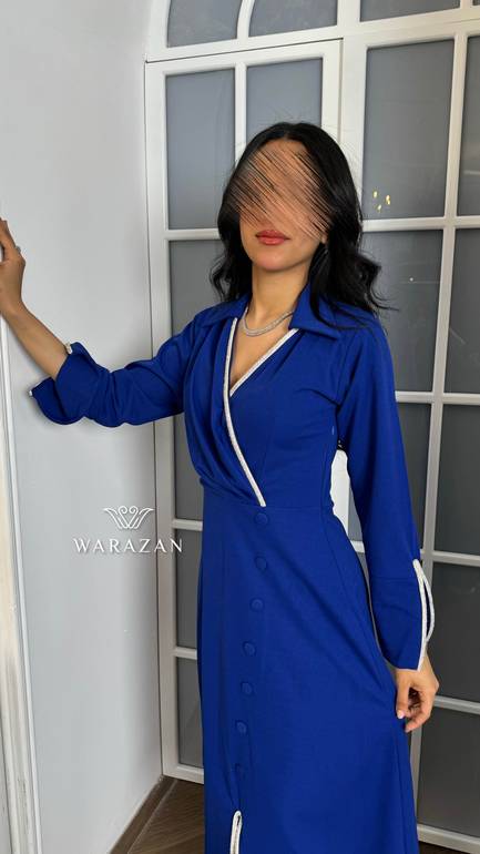 فستان سهرة ناعم ميدي مع سترس فضي 