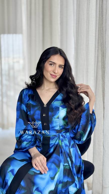 فستان ناعم بحزام من الخصر 