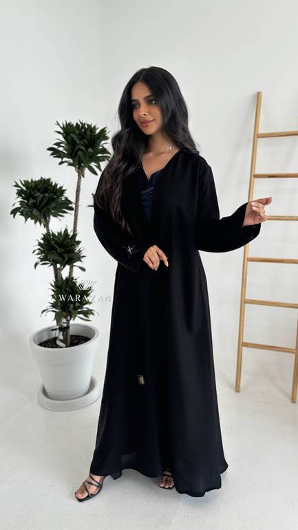 عباية انيقة بتطريز شك 