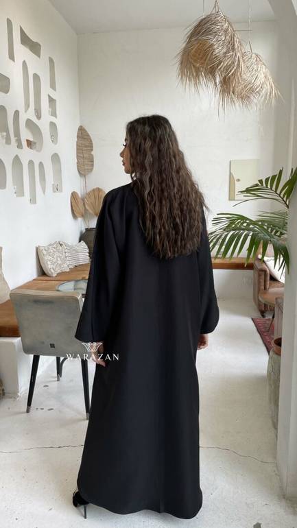عباية دوام عملية أوفر سايز مع ياقة