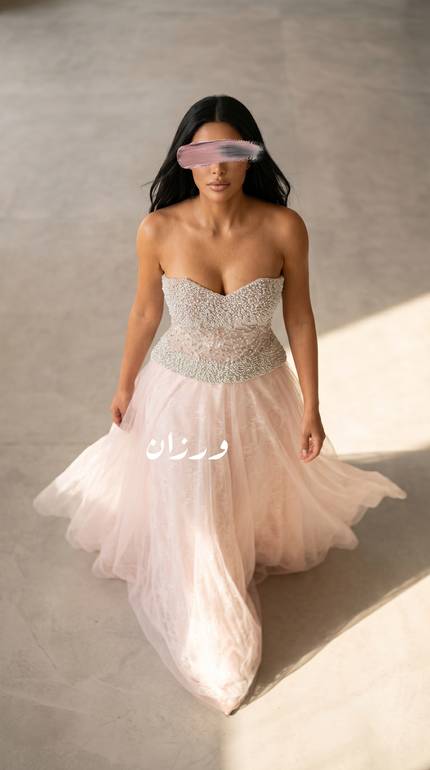 فستان لول مع تل مبطن بدانتيل