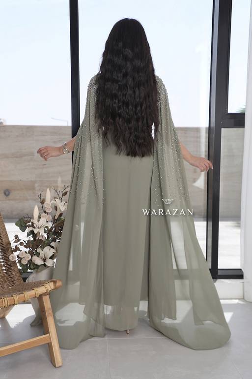 فستان سهرة ناعم بحزام من الخصر وألوان مختلفة