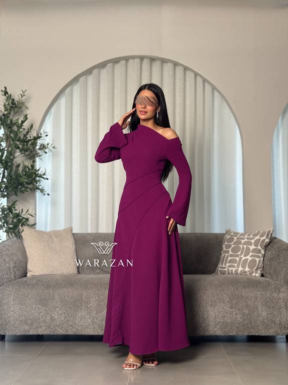 فستان ناعم بكسرات وقصة انسيابية