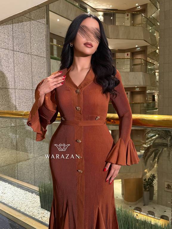فستان ناعم بحزام من الخصر 