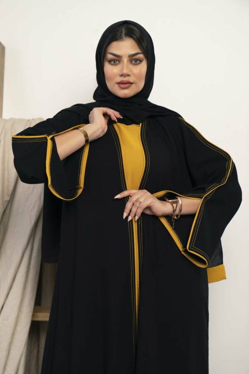 عباية كريب بلون كموني