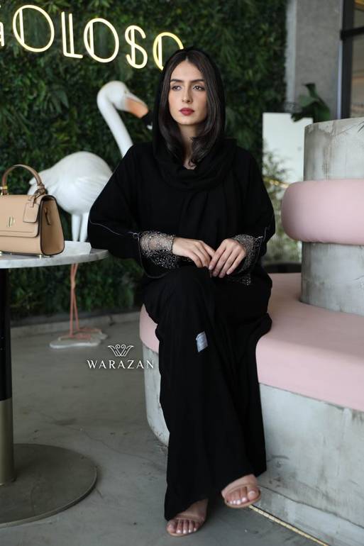 عباية رسمية بأكمام تل