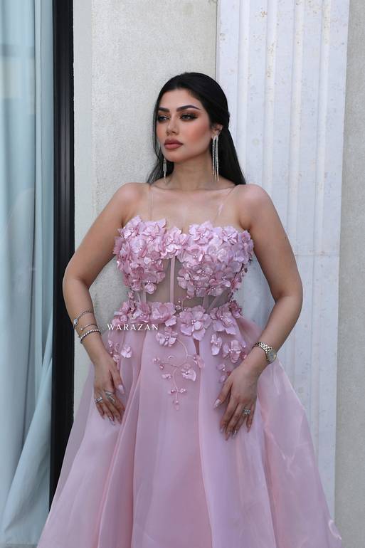 فستان سهرة دبل كلوش 