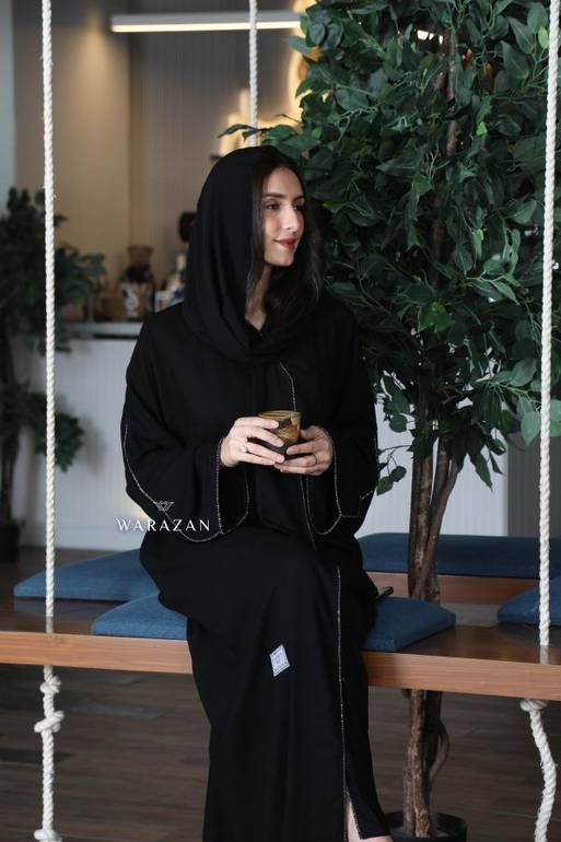 عباية كريب ب سترس ناعم