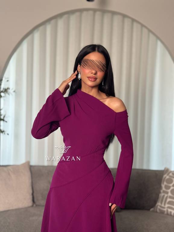 فستان ناعم بكسرات وقصة انسيابية