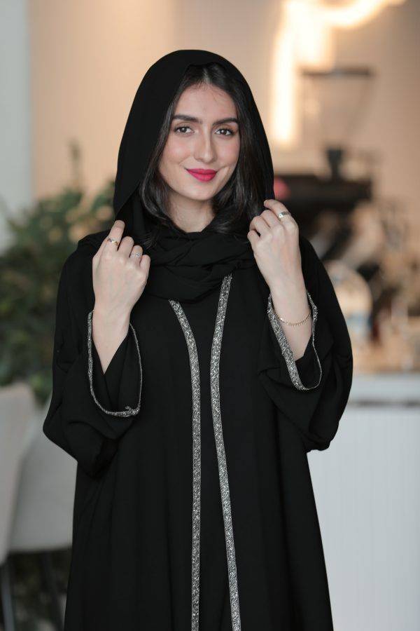عباية قطعتين بستايل مميز