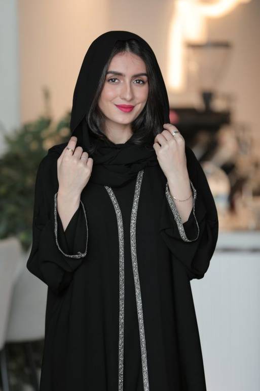 عباية قطعتين بستايل مميز