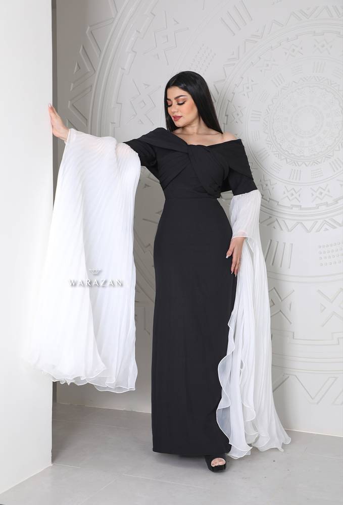 فستان سهرة طويل كريب مسك أكمام بيليسيه 