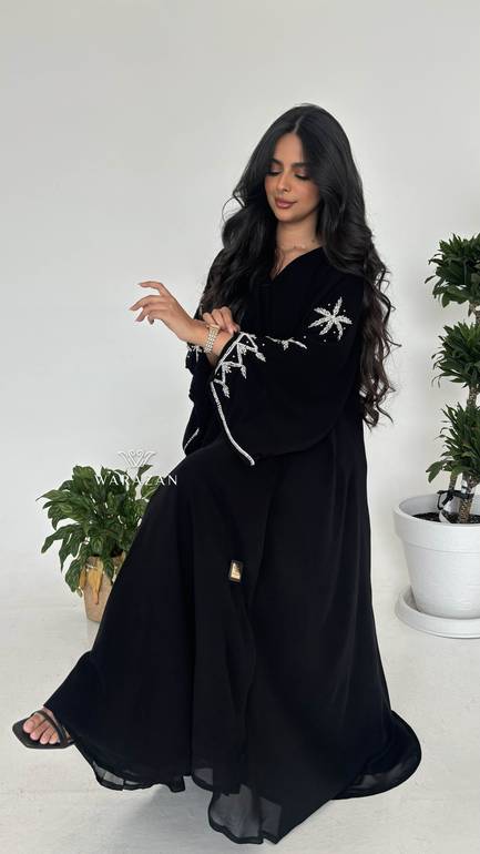 عباية للمناسبات بتطريز شك من الكم 
