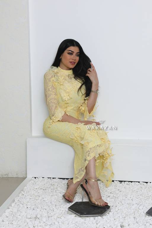 فستان سهرة طويل وناعم دانتيل