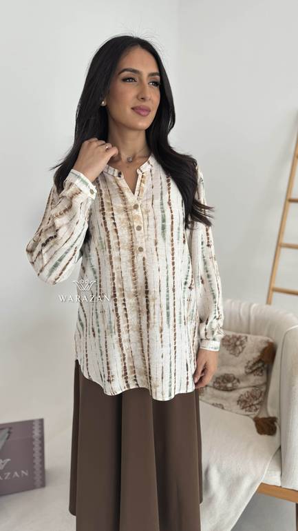 قميص ساتان بألوان متناسقة 