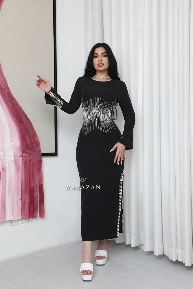 فستان ناعم بفصوص لول من الخصر 