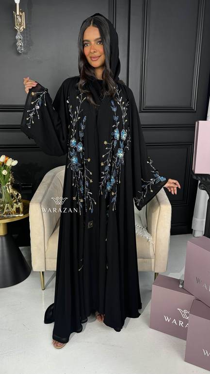 عباية راقية بتطريز يدوي 