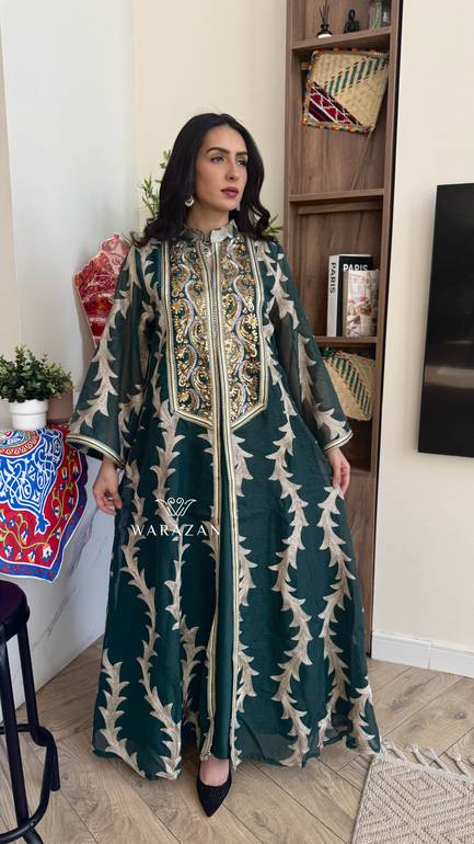 جلابيه بتطريز كمبيوتر وبتفاصيل جميله 