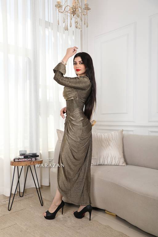 فستان سهرة ناعم ماسك جميل بقصة من الخصر