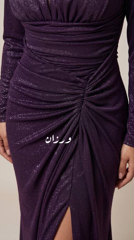  فستان سهرة بكسرات بتصميم درابيه فاخر