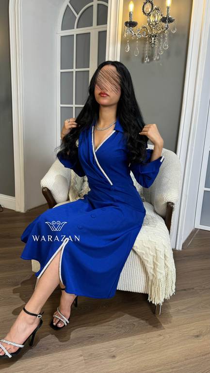 فستان سهرة ناعم ميدي مع سترس فضي 