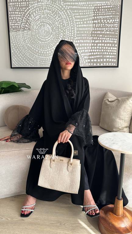 عباية قماش كريب ملكي فخمة 