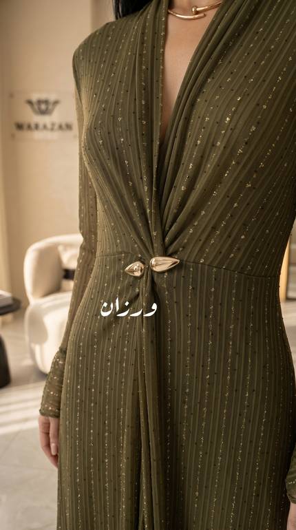 فستان سهره لامع  واكمام شفافه