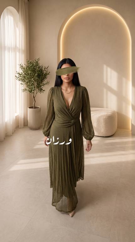 فستان ناعم أنيق لامع بأكمام شفافة