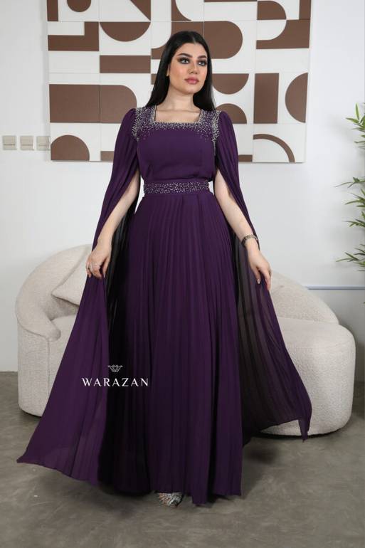 فستان سهرة ناعم بليسيه تطريز