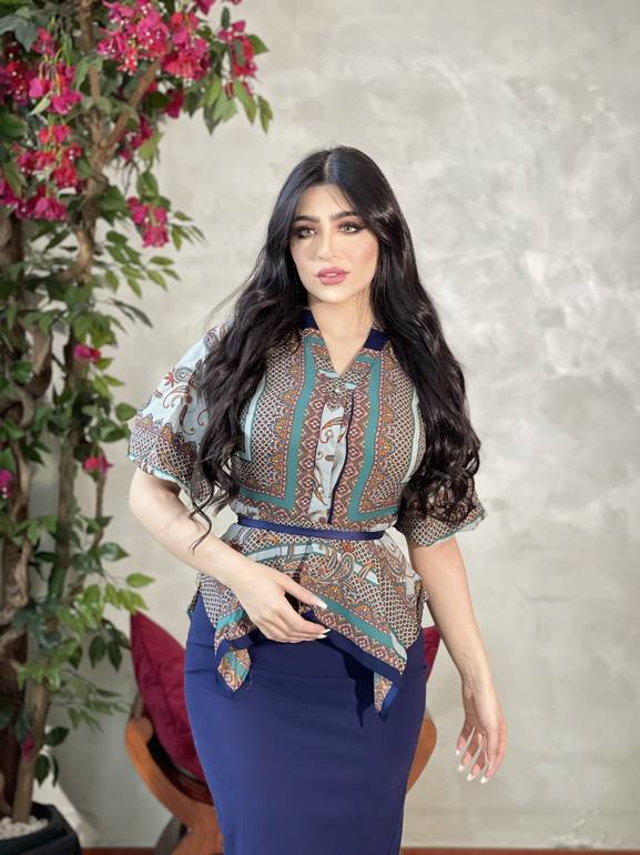 فستان طويل من قطعتين بحزام أنيق
